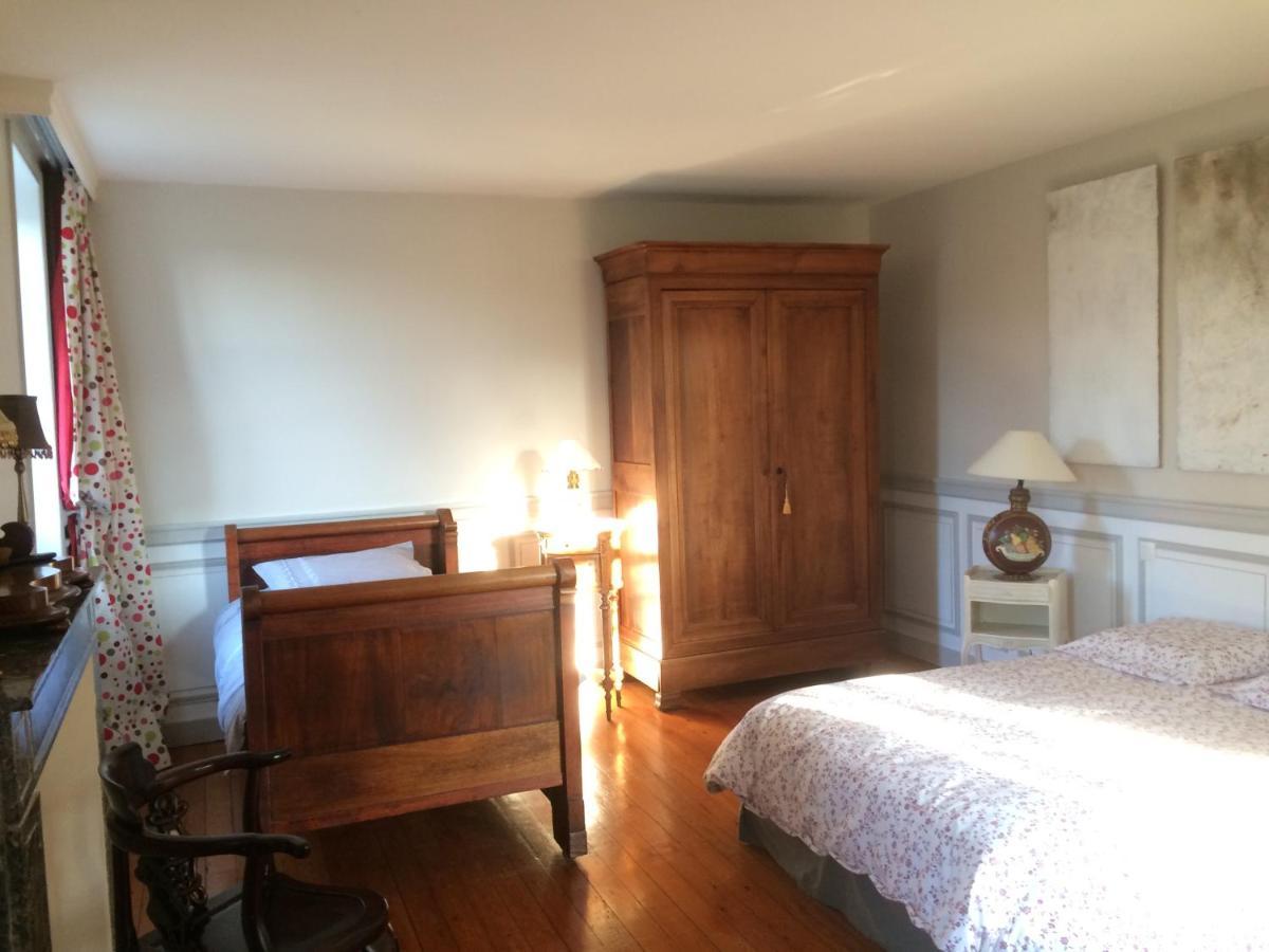 Bed and Breakfast De Ma Fenetre Saint-Martin-des-Entrees Екстер'єр фото